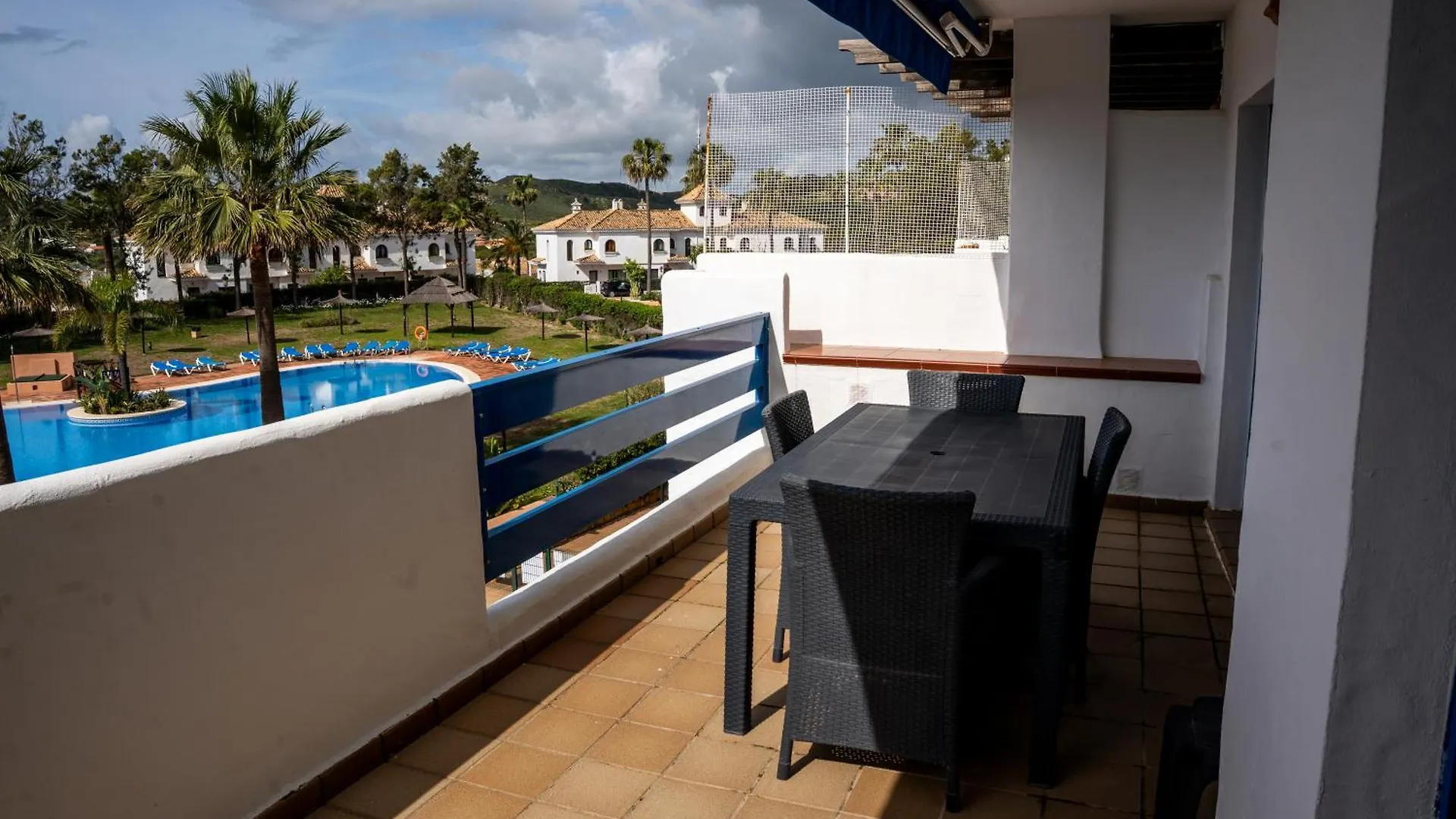 Sea View Apartment With Great Terrace And 4 Pools - Duquesa Suites 430 مانيلفا 0*,