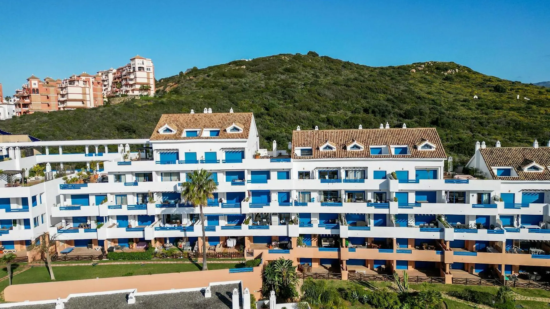 Sea View Apartment With Great Terrace And 4 Pools - Duquesa Suites 430 مانيلفا