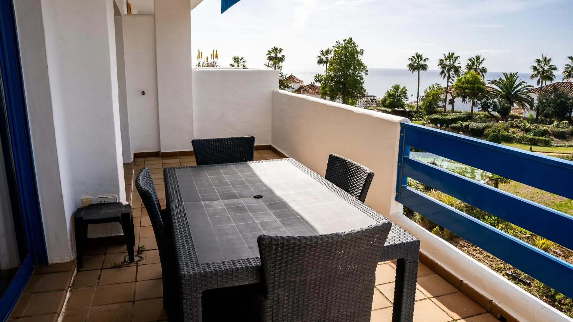 Sea View Apartment With Great Terrace And 4 Pools - Duquesa Suites 430 مانيلفا