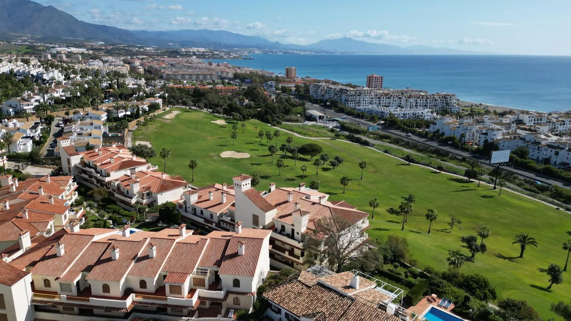 Sea View Apartment With Great Terrace And 4 Pools - Duquesa Suites 430 مانيلفا 0*,  إسبانيا